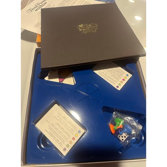 Trivial Pursuit Junior 5th Edition like new - Picture 2 of 3